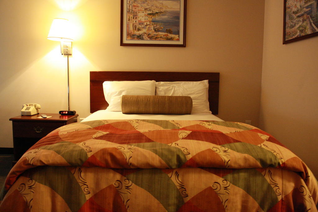 Intown Suites Extended Stay Select Hampton Va Zimmer foto