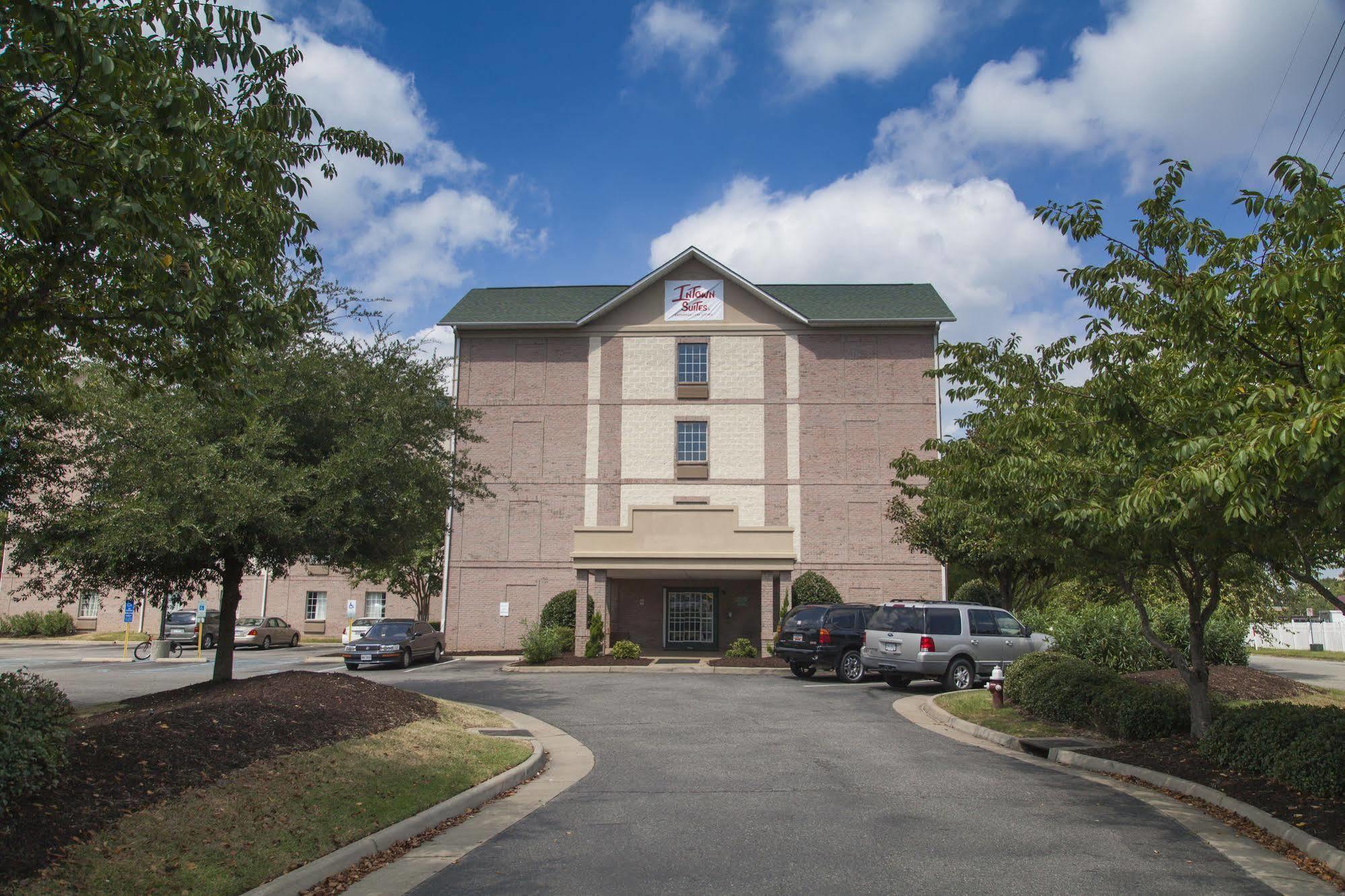 Intown Suites Extended Stay Select Hampton Va Exterior foto